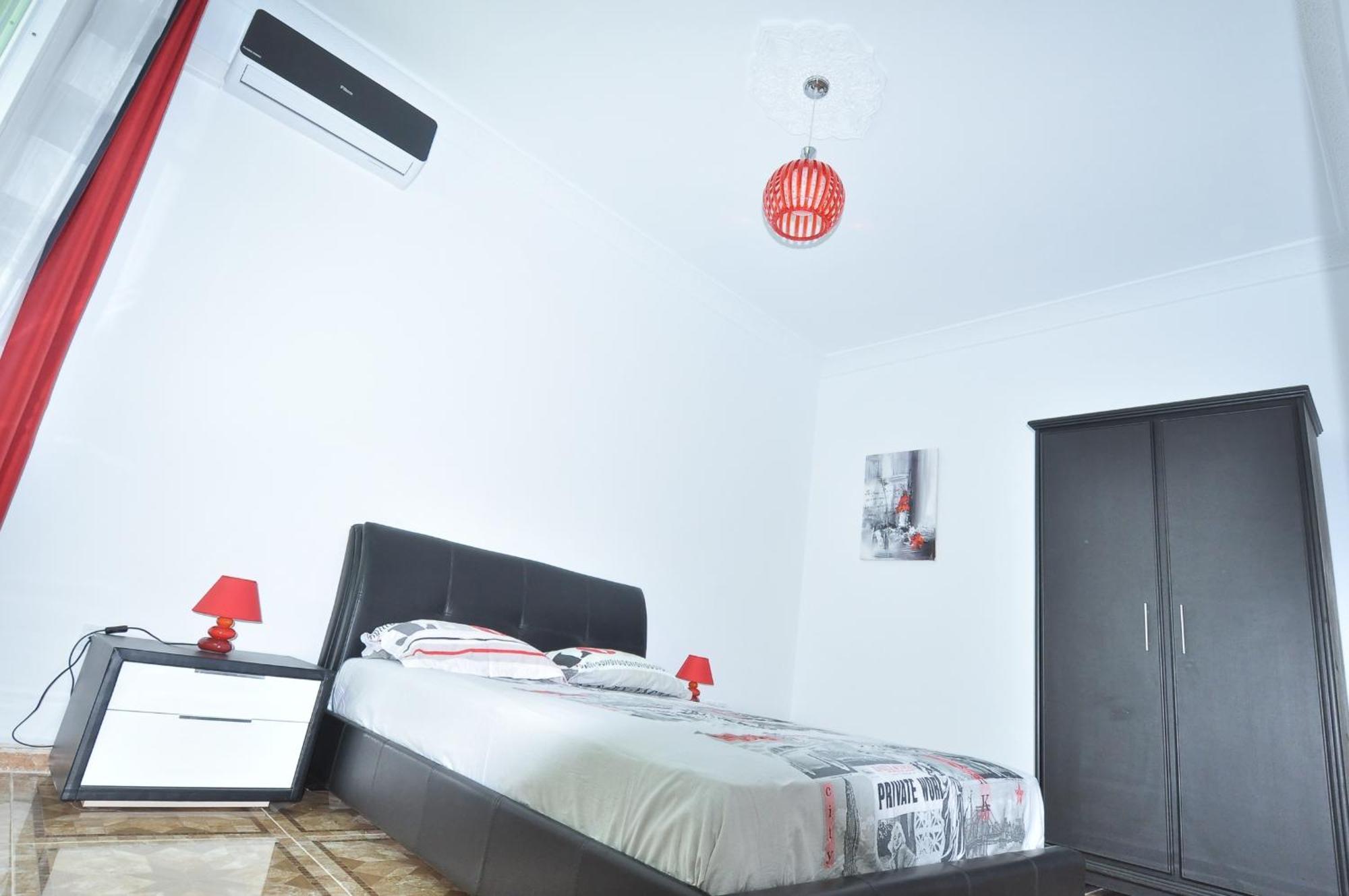 Appart Clim Wifi 700M De La Plage Saïdia Kültér fotó