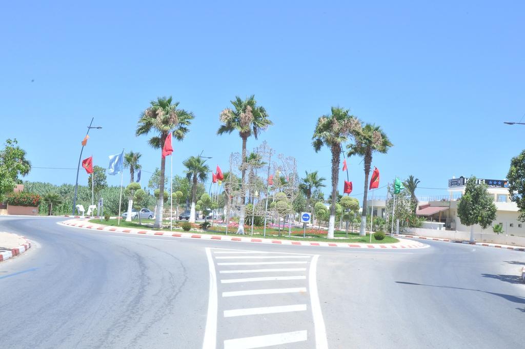 Appart Clim Wifi 700M De La Plage Saïdia Kültér fotó