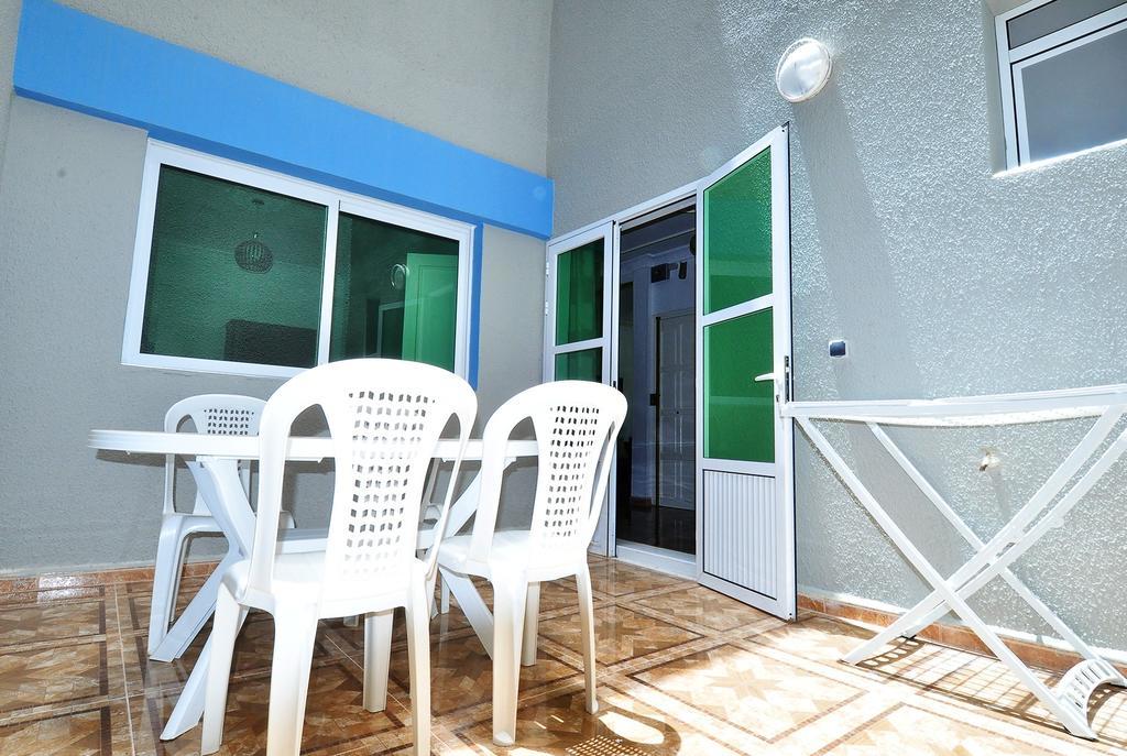 Appart Clim Wifi 700M De La Plage Saïdia Kültér fotó